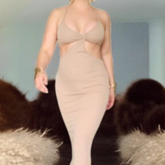 Cutout Bodycon dress   - Small - Picture 6 of 7